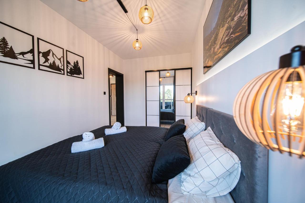 イェレニャ・グーラApartament Duzy Stawアパートメント エクステリア 写真